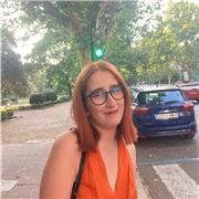 Adapto mis clases a nivel del alumno. Profesora paciente y con ganas de hacer las clases amenas.